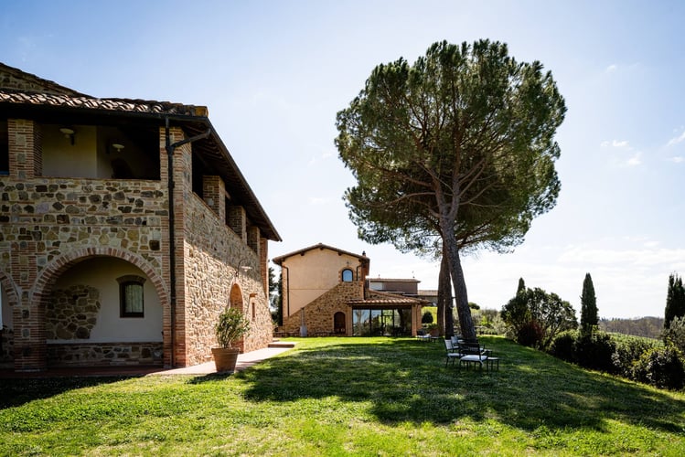Esterni Agriturismo Mormoraia San Gimignano 010