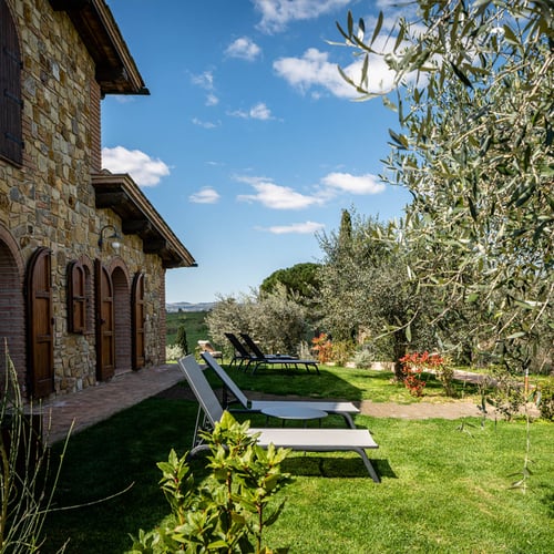 Social Wall Agriturismo Mormoraia San Gimignano 03