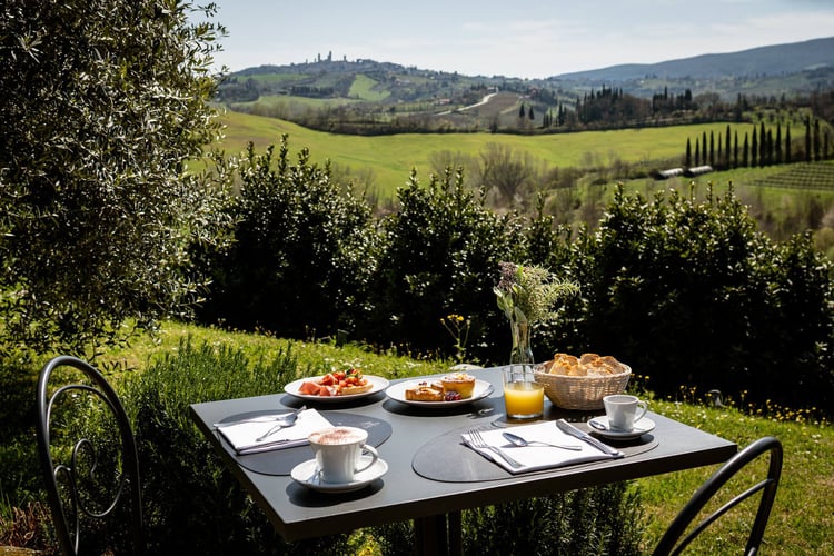 Colazione Agriturismo Mormoraia San Gimignano 07