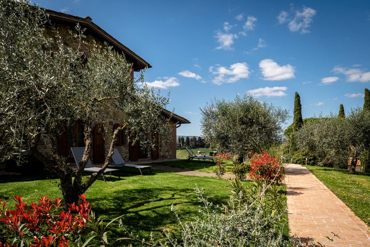 Esterni Agriturismo Mormoraia San Gimignano 06