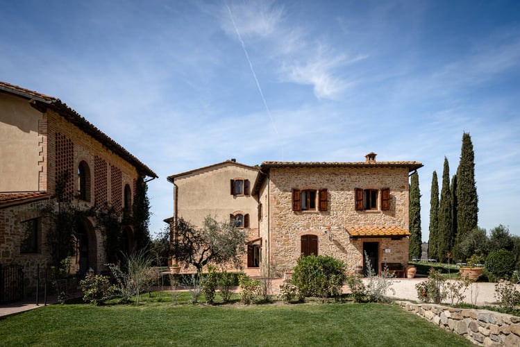 Esterni Agriturismo Mormoraia San Gimignano 05